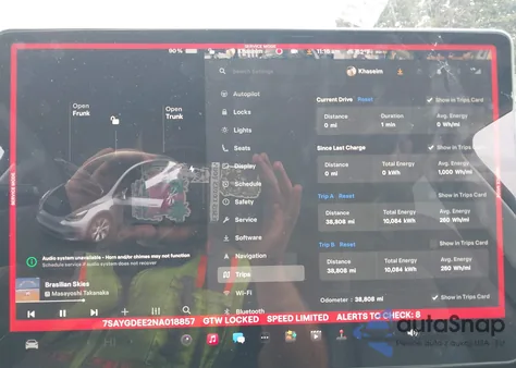 2022 Tesla Model Y Long Range Dual Motor All-Wheel Drive z USA, uszkodzony, nr VIN 7SAYGDEE2NA018857